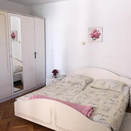 Apartment With A Parking Space Lopar, Rab - 21808 Lopar