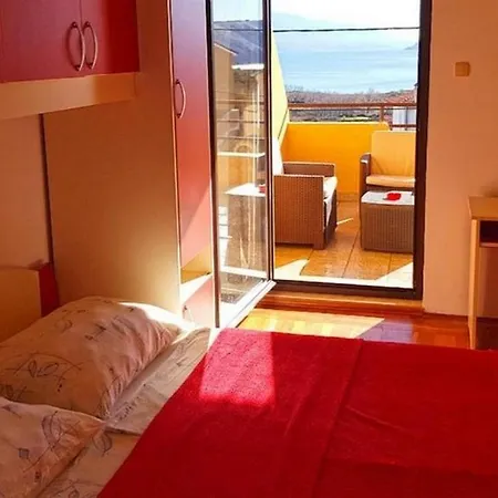 Apartment With A Parking Space Lopar, Rab - 21808
