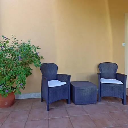 Apartment With Parking Space Lopar, Rab - 21808